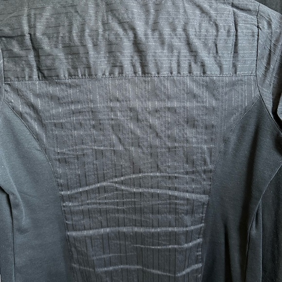 Black Guess blouse - Picture 3 of 3